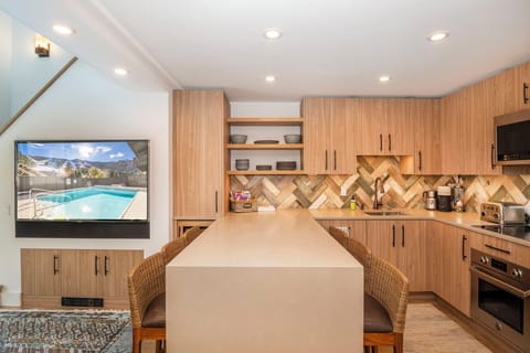 Island seating for 6