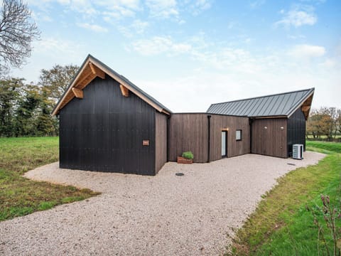 Exterior | OhSo Cabin, Exeter