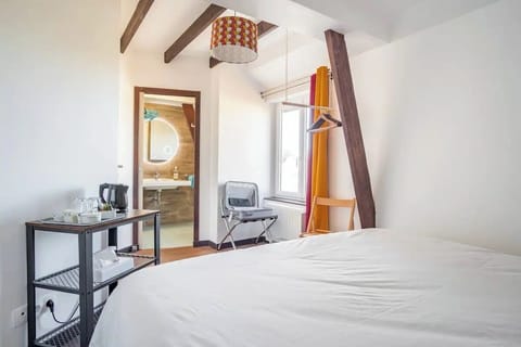 Comfort Double or Twin Room, Private Bathroom | Premium bedding, soundproofing, travel crib, free WiFi