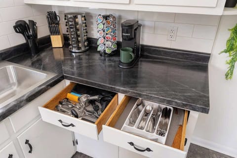 Fully equipped kitchen