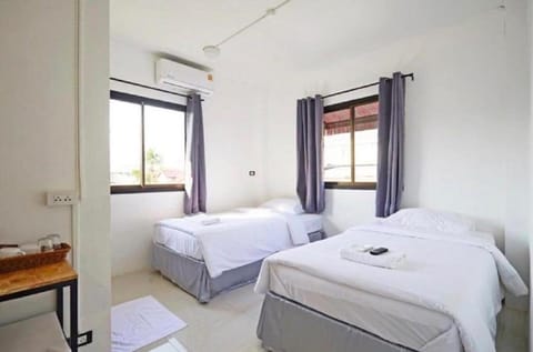 Basic Twin Room, City View | Free WiFi