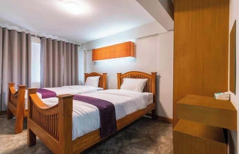 Basic Twin Room, City View | Free WiFi