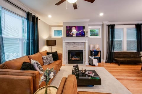 House | 4 bedrooms, high-speed internet