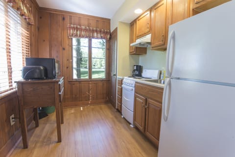 Microwave, coffee/tea maker