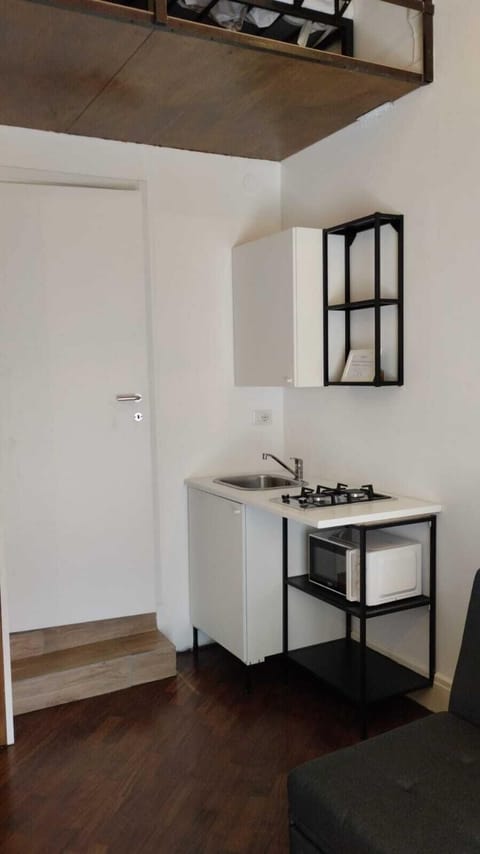 Deluxe Duplex, Balcony, City View | Iron/ironing board, free WiFi