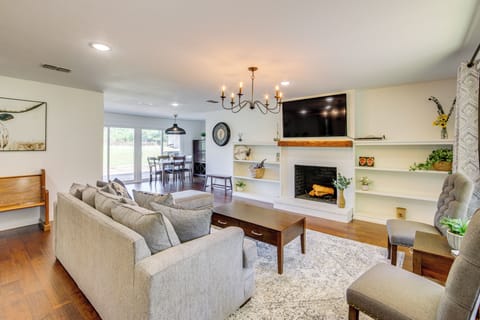 Tyler Vacation Rental | 3BR | 2BA | Step-Free Access | 1,500 Sq Ft