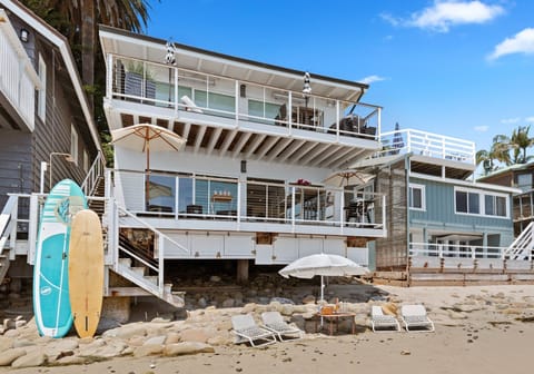 Beachfront Bliss Entire includes upper and lower unit.