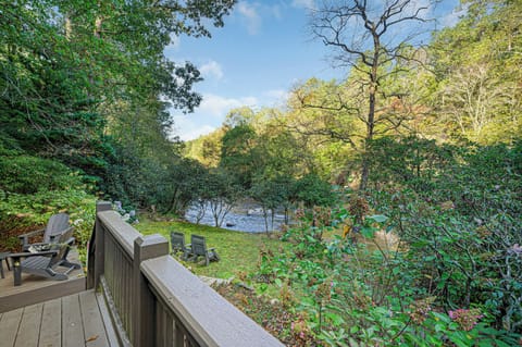 Cartacay River Retreat on the banks of Cartacay River
