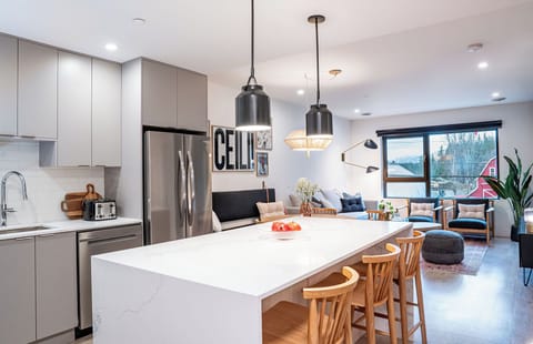Design Condo, Balcony, Mountain View | Living area | Flat-screen TV