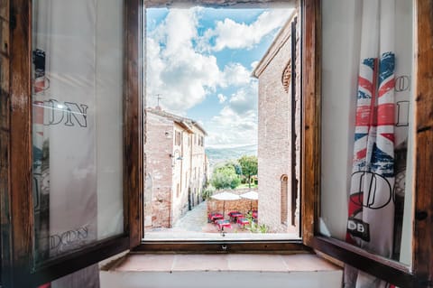 Classic Studio, Valley View | Down comforters, iron/ironing board, rollaway beds, free WiFi