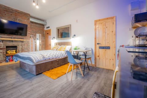 Studio | Iron/ironing board, free WiFi, bed sheets