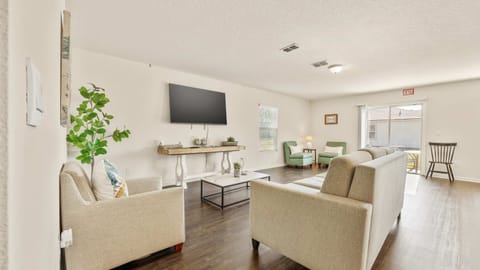Curl up in the tranquil living room & stream all your favorite entertainment