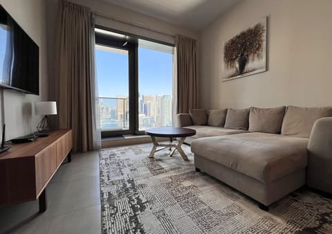 Sparkle Tower | Elegant 1-Bedroom Apartment in Dubai Marina
