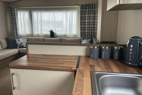 Kettle with Tea,Coffee and Sugar available