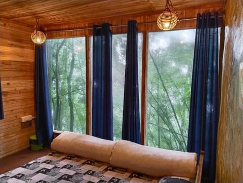 Deluxe Cottage, Balcony, Hill View | 1 bedroom, laptop workspace