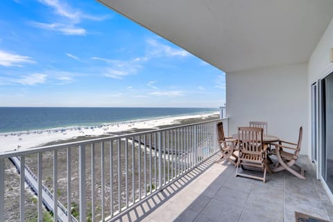 Condo, Multiple Beds (Tidewater 702) | Outdoor dining
