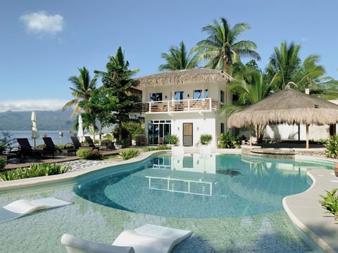 Villa, Sea View | Down comforters, desk, free WiFi, bed sheets