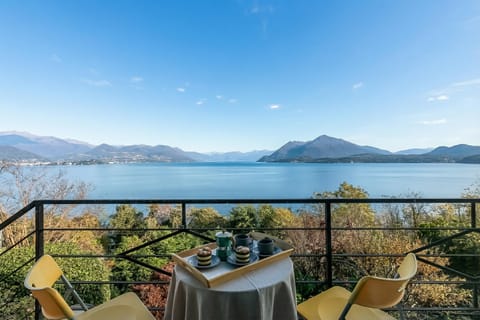 Standard Apartment, Multiple Bedrooms, 2 Bathrooms, Mountainside (Infinity Lake View Terraced Casa) | Outdoor dining