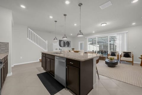 1288 Blue Island Drive (7).jpg