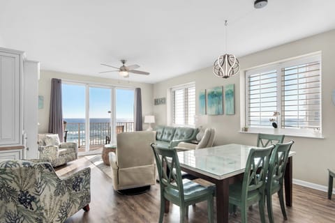 Those corner unit, west-looking views are the best for catching stunning sunsets!