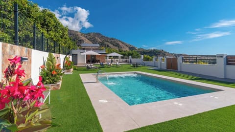 Los Almachares P.N Nerja by Ruralidays