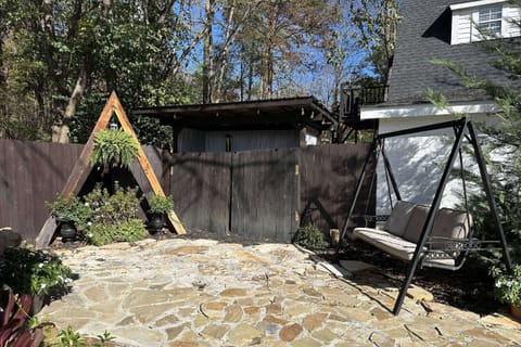 Just as beautiful outdoor space to enjoy nature and the surrounding woods