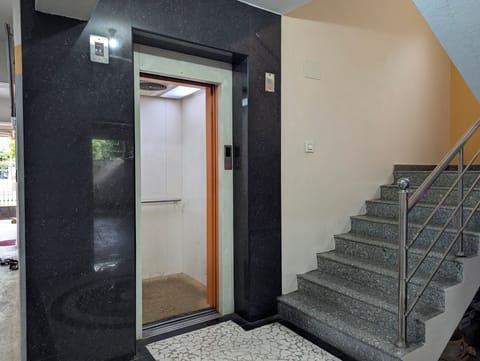 Elevator