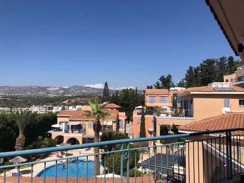 3 bed villa with communal pool