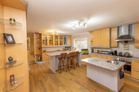 House, 3 Bedrooms, Accessible, Garden View | Interior