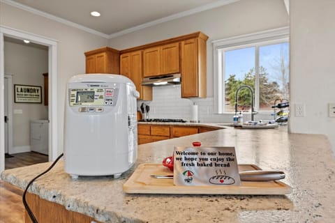 You will enjoy the complimentary fresh baked bread upon arrival.