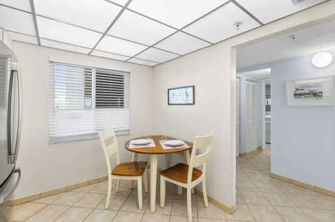 Kitchen eating area with intracoastal views.