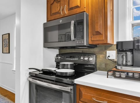 All cooking essentials are provided if you prefer to stay in and cook your own meals.