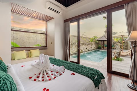 Luxury Villa, 1 Bedroom, Private Pool | Premium bedding, pillowtop beds, minibar, desk