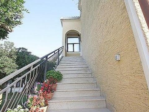 Apartment | Exterior