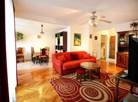 Apartment | Living room