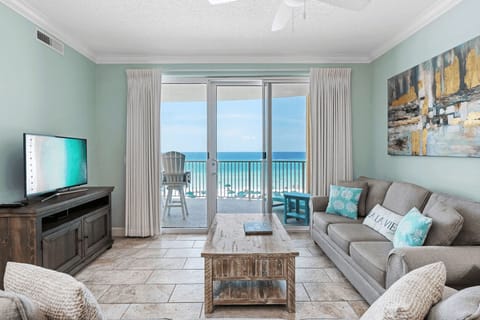 Apartment (2 Bedrooms) | Front of property