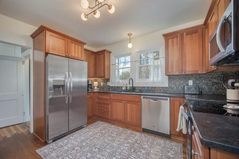 Spacious and Updated Kitchen