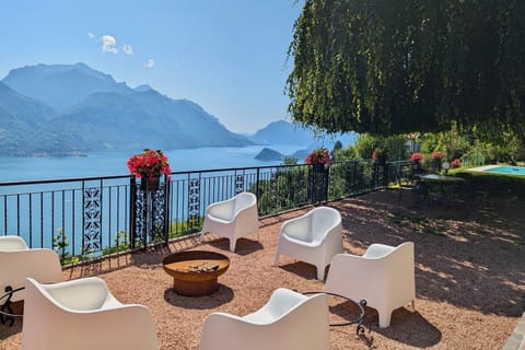 Family Villa, 4 Bedrooms, Refrigerator & Microwave, Mountainside (Chalet Miralago) | Outdoor dining