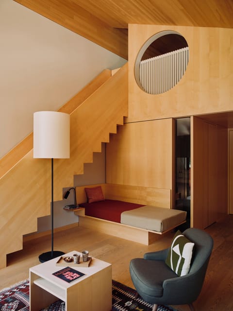 Room, Mezzanine (Rote Wand) | Living area