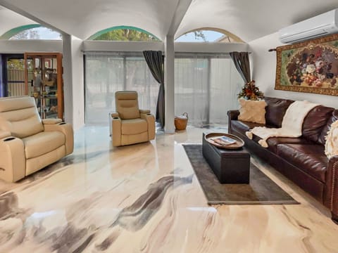 House, 1 Bedroom | Interior