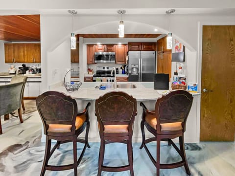 House, 1 Bedroom | Private kitchen | Fridge, oven, coffee/tea maker, toaster