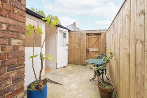 Heather House, Saltburn-by-the-Sea - Host & Stay