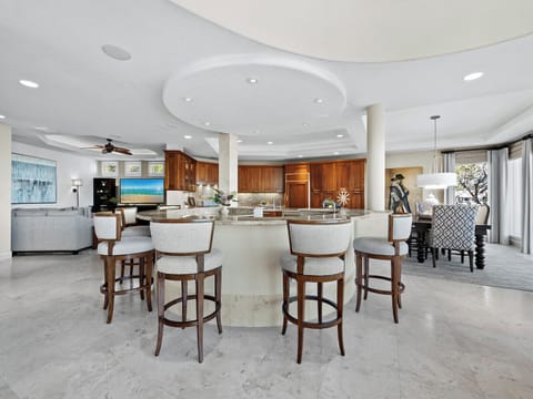 Coastal Elegance by FVC - Wet Bar