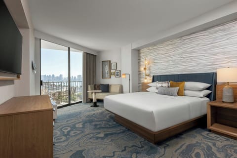 Premium bedding, down comforters, in-room safe, desk