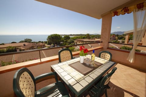 Autumn, Balcony / Terrace / Patio, Spring, Summer