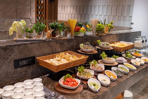 Daily buffet breakfast for a fee
