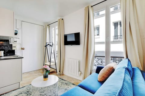 Apartment | Living area