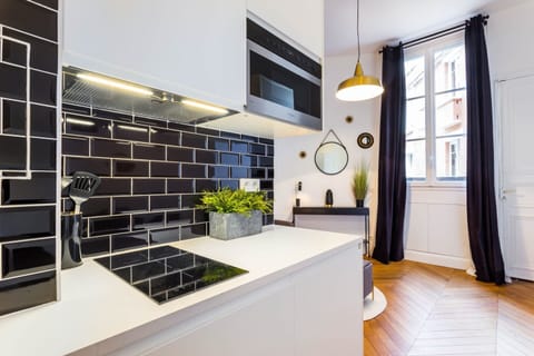 Apartment | Private kitchen | Stovetop