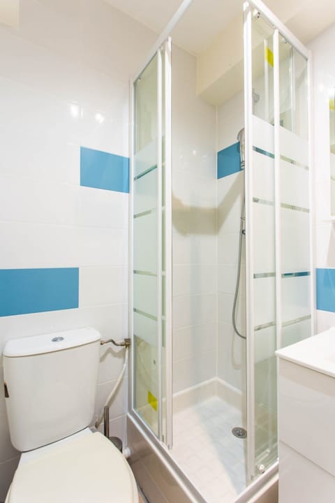 Apartment | Bathroom | Towels