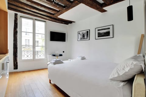 Apartment | 1 bedroom, iron/ironing board, bed sheets